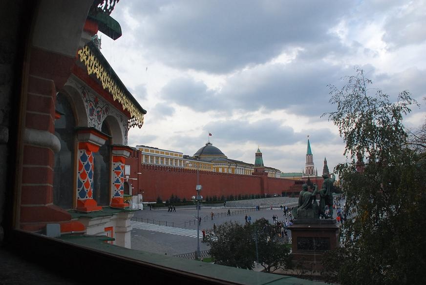 DSC_0635.JPG - Blick aus der Kathedrale rueber zum Kreml.