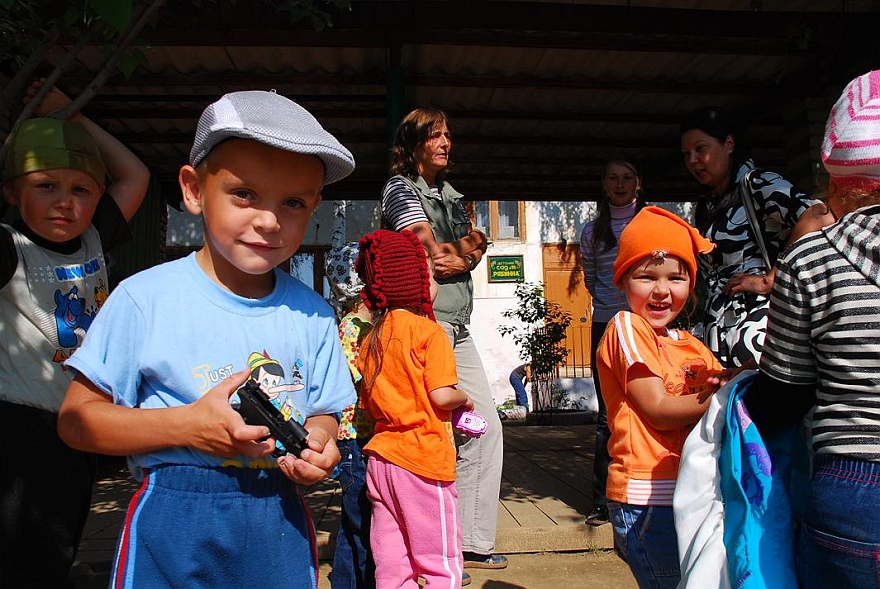 DSC_0113.JPG - ...unbedingt mal unseren Kindergarten sehen.